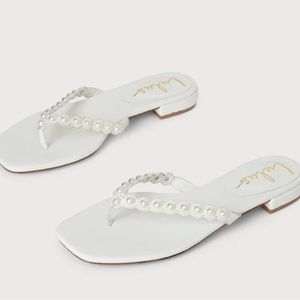 NWT!!! Saysa White Pearl Thong Sandals